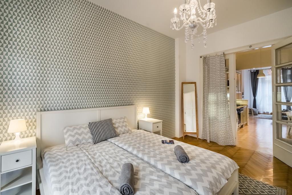 Bpr Charming Design Apartment With Balcony, A/C Βουδαπέστη Εξωτερικό φωτογραφία