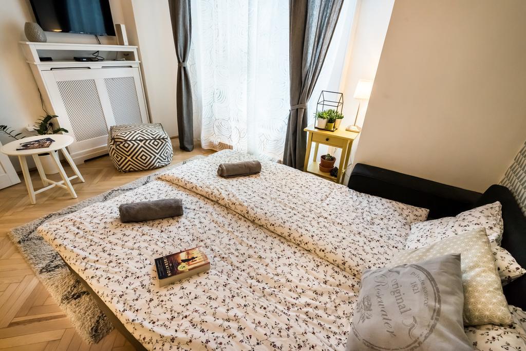 Bpr Charming Design Apartment With Balcony, A/C Βουδαπέστη Εξωτερικό φωτογραφία